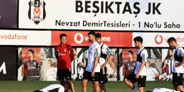 Beşiktaş için kararı Ten Haag verecek! Merakla bekleniyor...