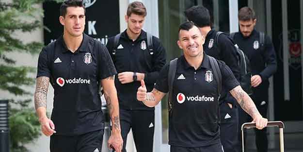 Beşiktaş iki önemli eksikle Belçika'ya gitti