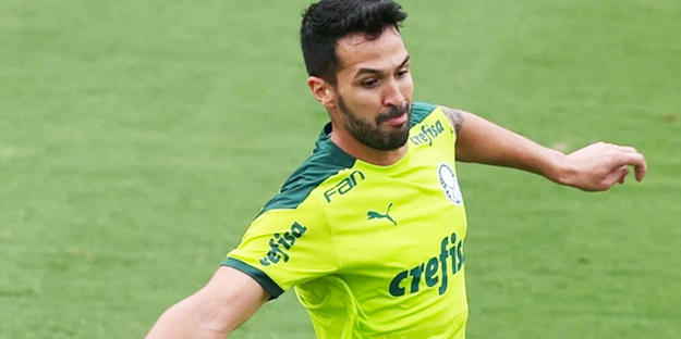 Beşiktaş ille de stoper diyor: İsmi duyan 'yok artık' dedi: Fernando Santos acil durum ilan etti...