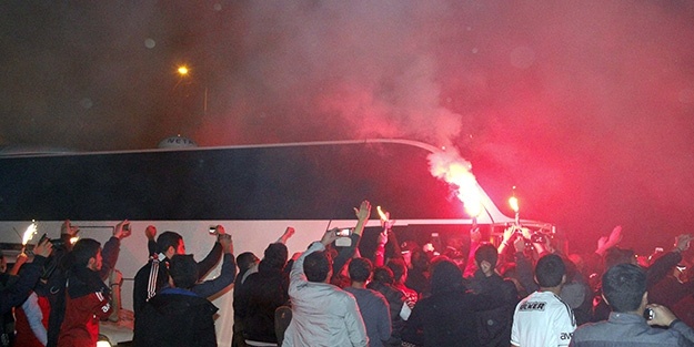 Beşiktaş kafilesi Kayseri'ye geldi