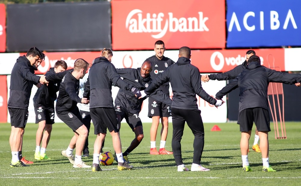 Beşiktaş, kondisyon ve taktik çalıştı 