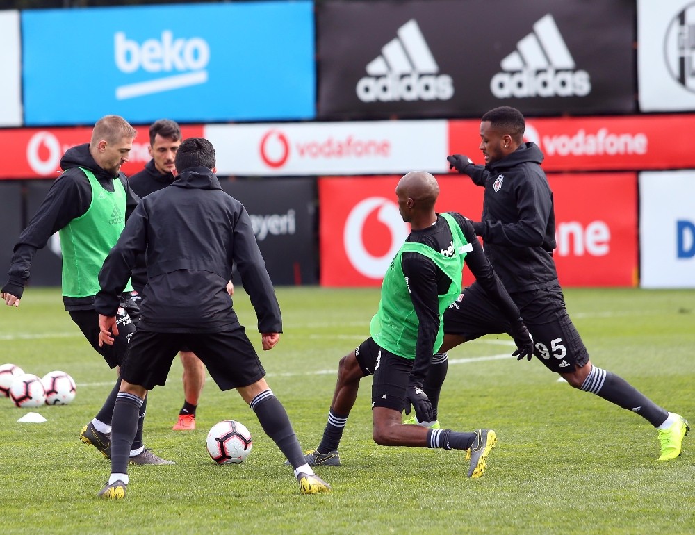 Beşiktaş kondisyon ve taktik çalıştı 