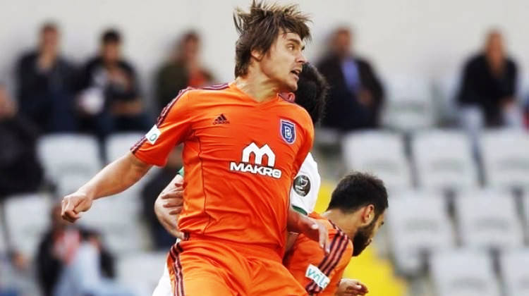 Beşiktaş maçı öncesi Başakşehir'e kötü haber!