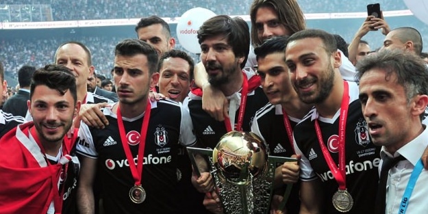 Beşiktaş o isimleri gönderiyor!