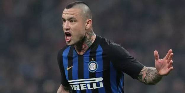 Beşiktaş Radja Naiggolan'ın peşinde