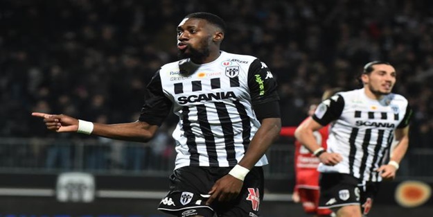 Beşiktaş, Toko Ekambi için Fransa'ya ekip gönderdi!