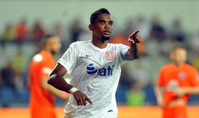 Beşiktaş Samuel Eto'non transferini bitirdi!