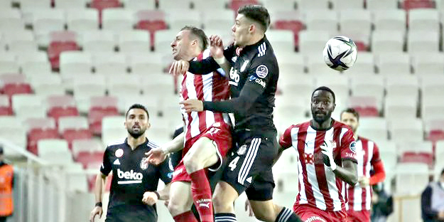 Beşiktaş-Sivasspor maçı ne zaman, saat kaçta, hangi kanalda? (Muhtemel 11'ler