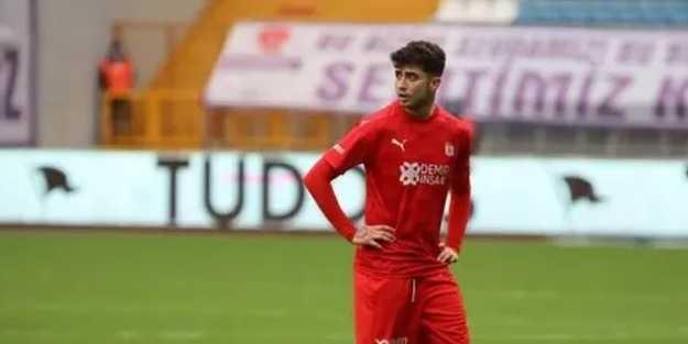 Beşiktaş son dakika transfer haberi: Beşiktaş'ın transfer ettiği Kerem Atakan Kesgin kimdir, nereli, kaç yaşında?