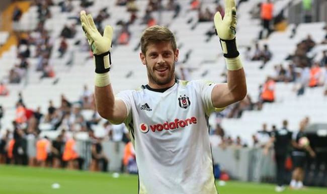Beşiktaş taraftarı Fabri'yi benimsedi