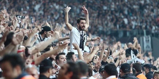 Beşiktaş taraftarından o iki isme şok tepki!