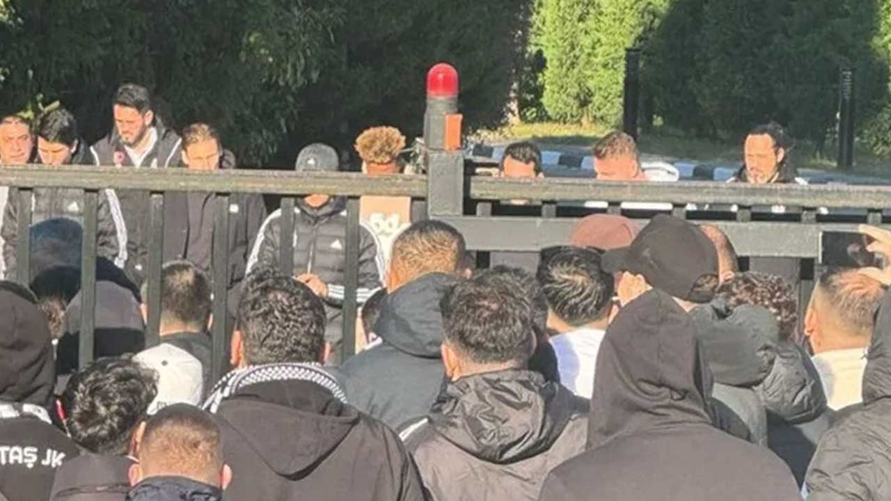 Beşiktaş taraftarının sabrı taştı! Futbolculara son ultimatom: Kapılar kırılır