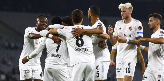 Beşiktaş - Ümraniyespor maçının ilk 11'leri