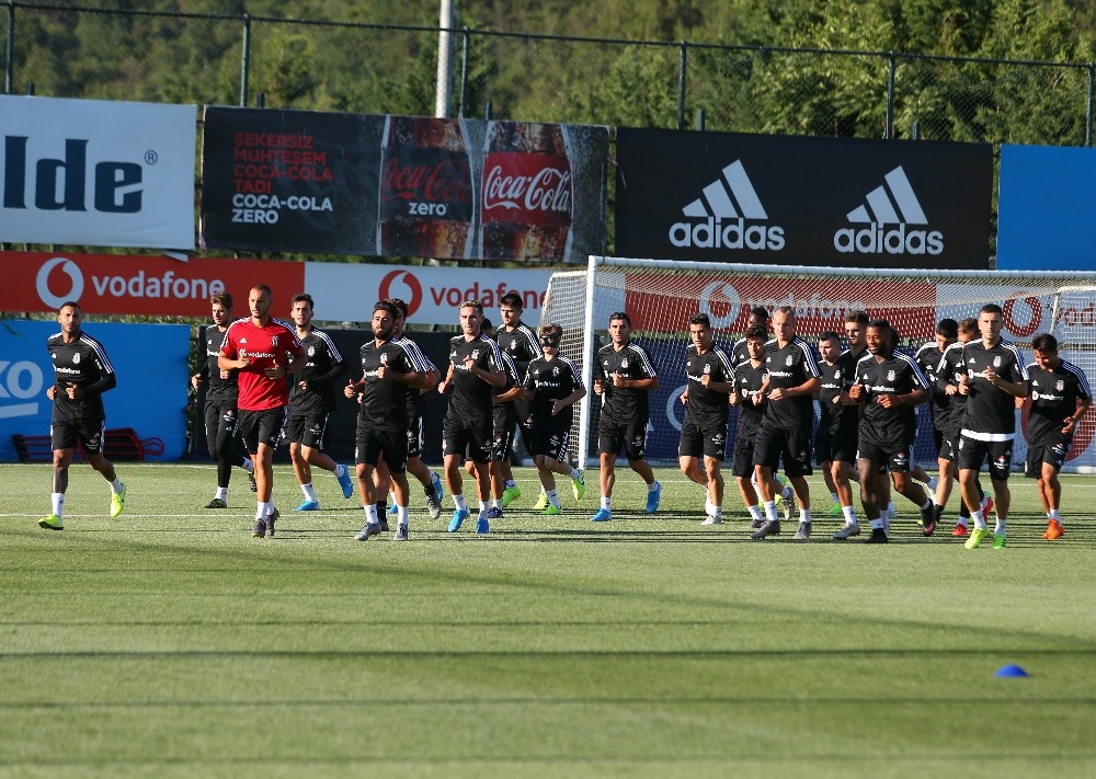 Beşiktaş, yeni sezon hazırlıklarını sürdürdü 