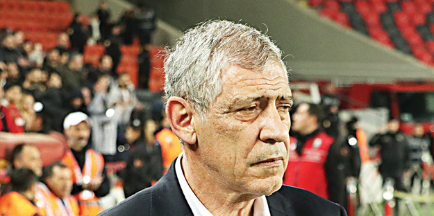 Beşiktaş yine kayıp yine kayıp! Galatasaray derbisinde yenildi şimdi de Gaziantep deplasmanında...