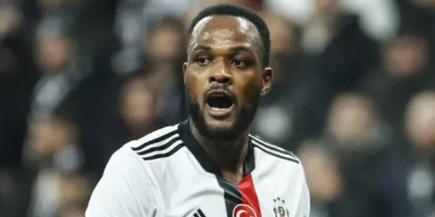 Beşiktaş'a imza atmayan Larin'in görüştüğü takım şaşırttı!