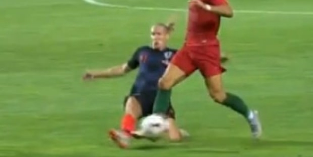 BeÅiktaÅ'a kÃ¶tÃ¼ haber! Vida milli maÃ§ta sakatlandÄ±