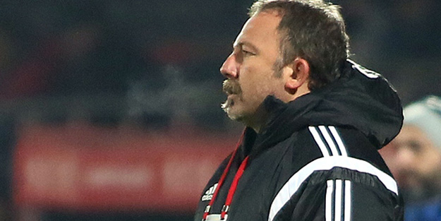 Beşiktaş'a Sergen Yalçın bombası!