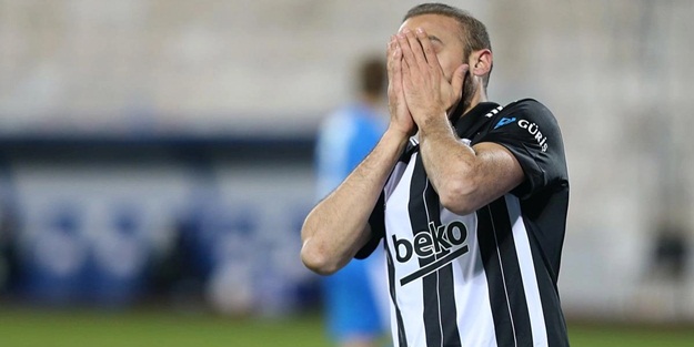 Beşiktaş'a şok haber! Sezonu kapattı