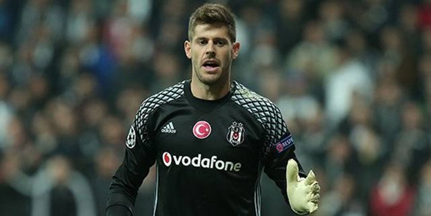 Beşiktaş'ın başarılı kalecisi Fabri'nin mutlu günü! İkiz babası oldu