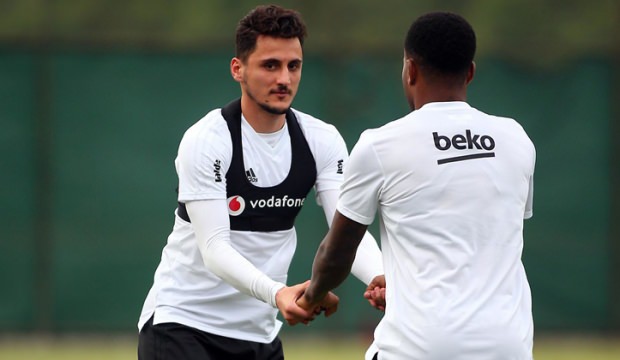 Beşiktaş'ın başı Mustafa ile dertte!