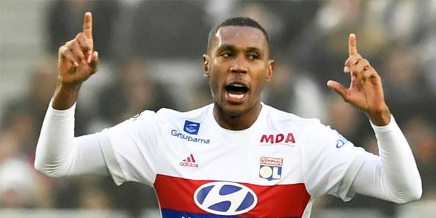 Beşiktaş'ın eski yıldızı, Rizespor'a mı?