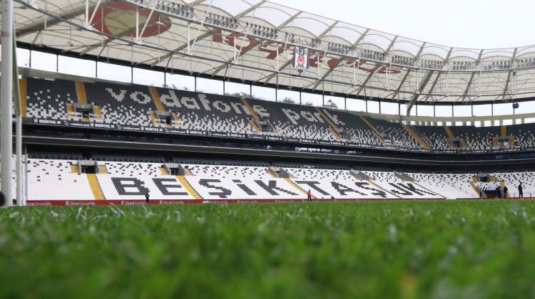 Beşiktaş'ın kalesi düşündürüyor!