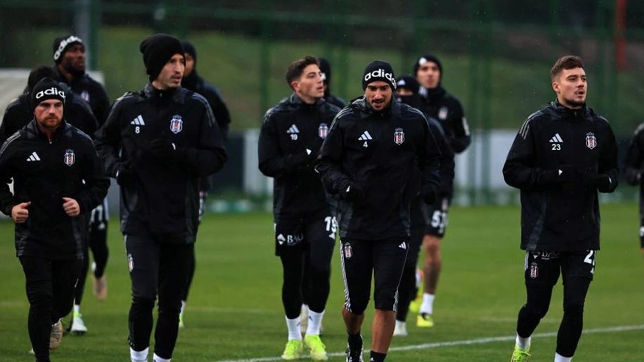 Beşiktaş'ın Rizespor maçı kamp kadrosu belli oldu