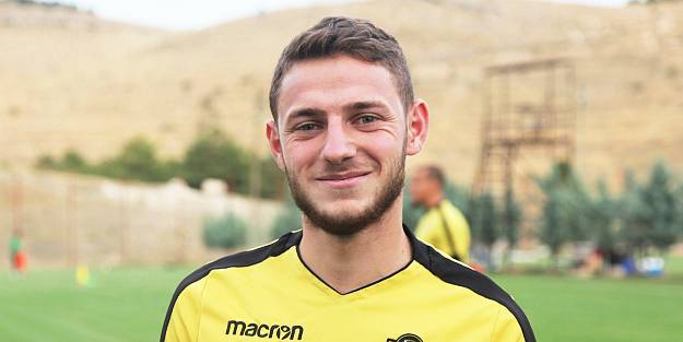 Beşiktaş'ın sağ kanadına sürpriz isim!