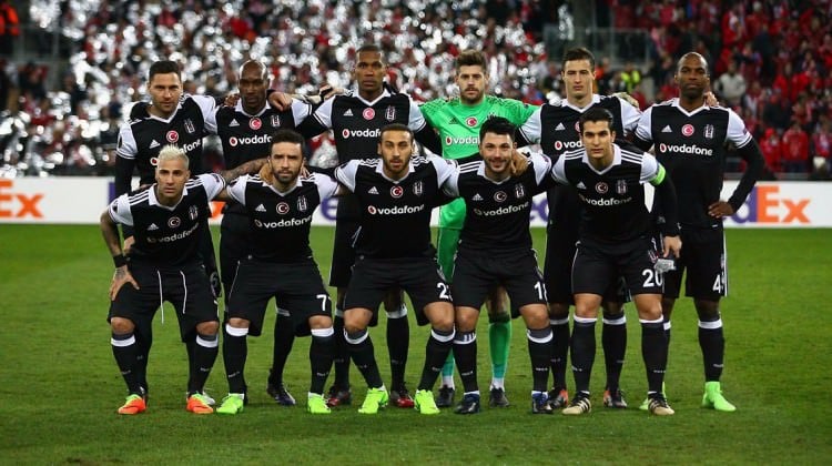 Beşiktaş'ın sporcusuna üç talip birden!