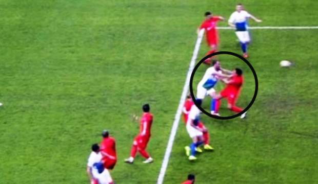 Beşiktaş'ın yediği golde tartışma!