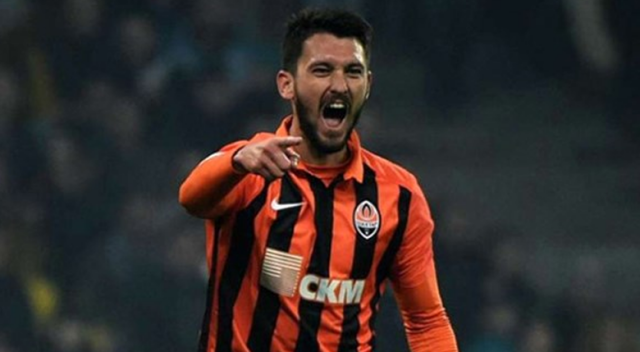 Beşiktaş'ın yeni golcüsü canlı yayında duyuruldu!