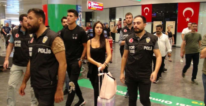 Beşiktaş'ın yeni transferi İstanbul'a geldi