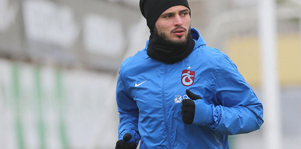 Beşiktaş'la adı anılan Yokuşlu'nun menajerinden açıklama