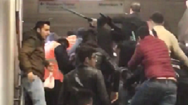 Beşiktaşlı taraftarlarla Napolililer arasında kavga çıktı