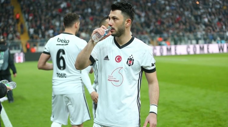 Beşiktaşlı yıldız için sezon sonunu bekleyecekler