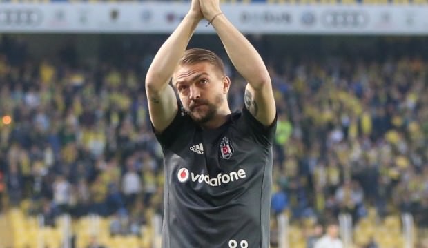 Beşiktaşlı yıldızlara Kadıköy'de tepki