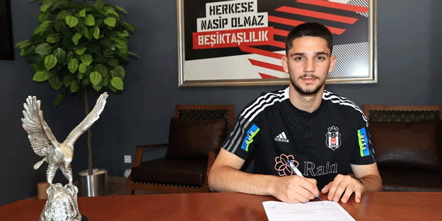 Beşiktaş'ta ayrılık! Resmen açıklandı