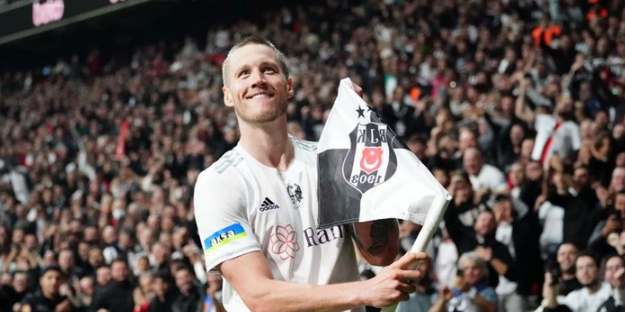 Beşiktaş'ta ayrılık resmileşiyor... Menajeri tesislerde!