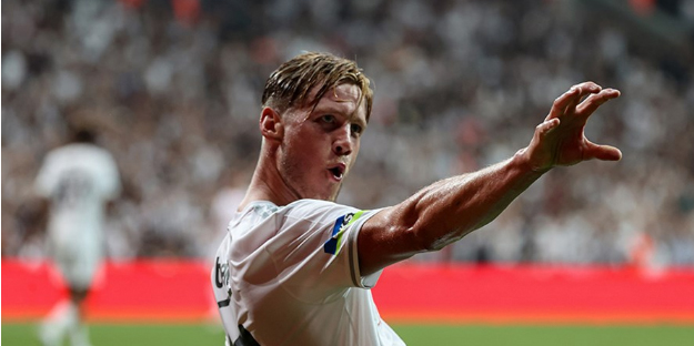 Beşiktaş'ta Başakşehir maçı öncesi Weghorst şoku!