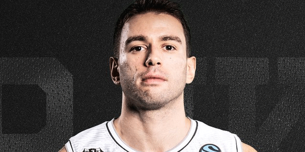 Beşiktaş'ta Berk Uğurlu’nun sözleşmesi yenilendi