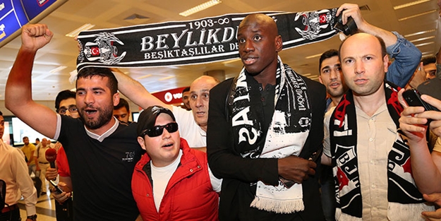 Beşiktaş'ta Demba Ba sürprizi! Geliyor!