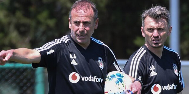 Beşiktaş’ta flaş gelişme! Görevinden istifa etti