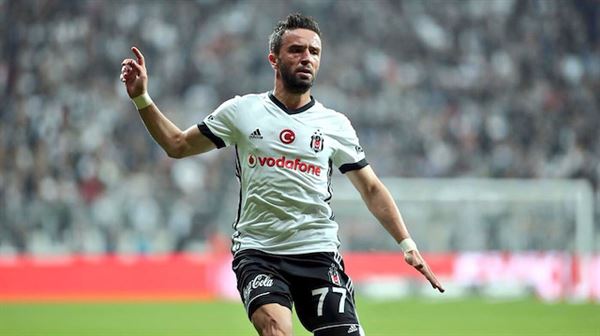 Beşiktaş'ta Gökhan ameliyat oldu
