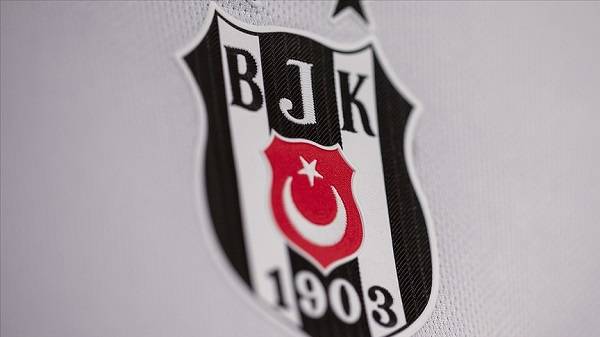 Beşiktaş'ta hangi futbolcu korona oldu?