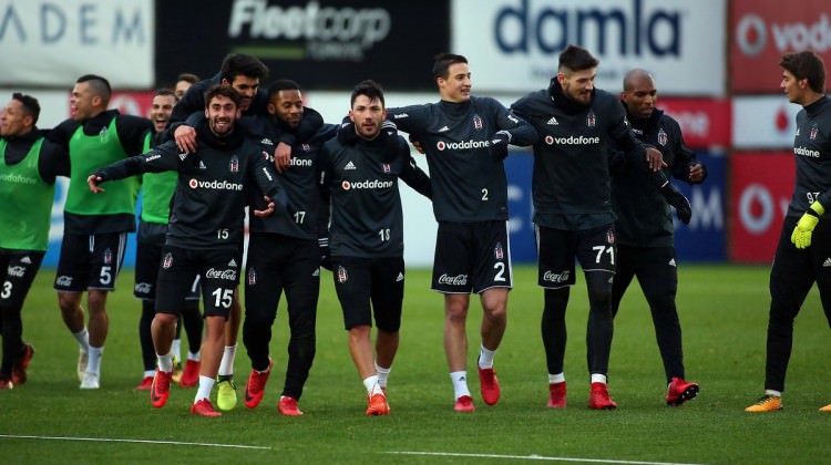 Beşiktaş'ta ilk ayrılık! Yunan ekibine gidiyor