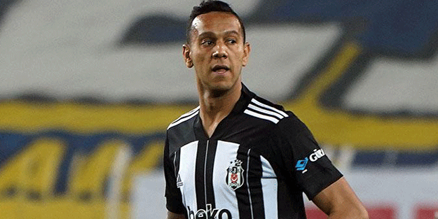 Beşiktaş'ta Josef de Souza'nın sözleşmesi uzatıldı