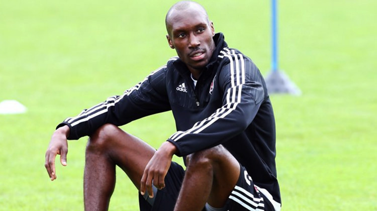 Beşiktaş'ta kriz! Atiba Hutchinson resti çekti