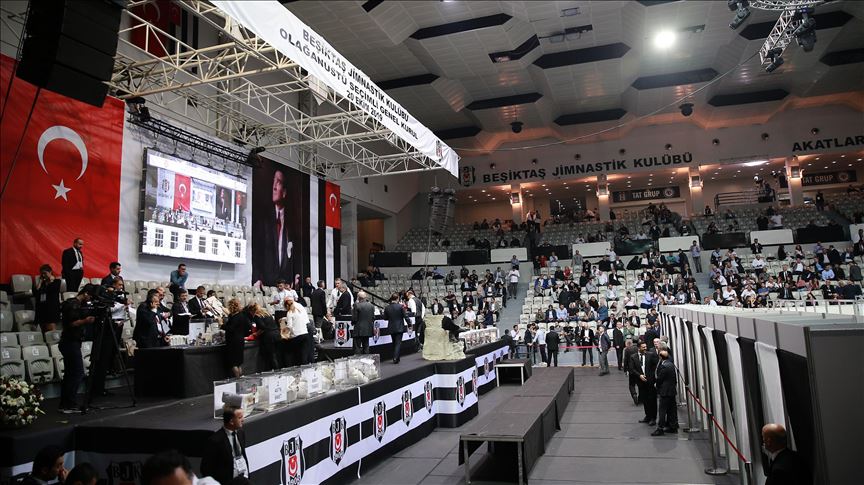 Beşiktaş'ta kulübün genel durumu incelemede