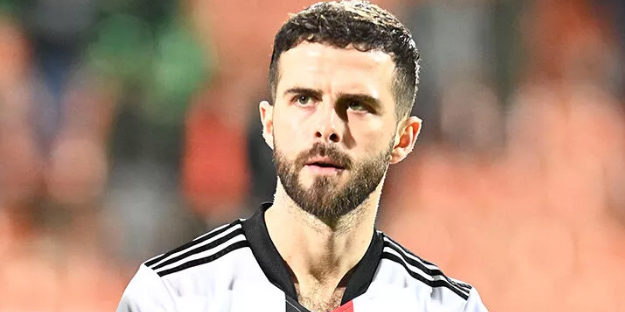 Beşiktaş'ta Pjanic depremi!